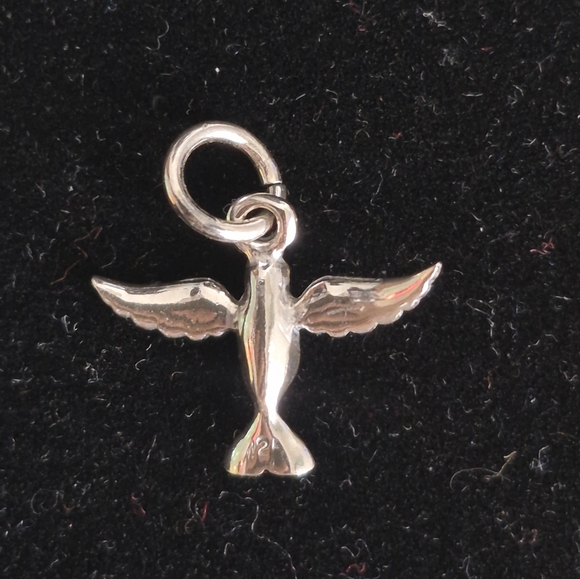 .925 Sterling Silver Dove or Holy Spirit Pendant Jewelry Brand new - Picture 2 of 4